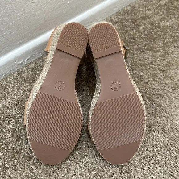 A New Day platforms - Picture 11 of 13